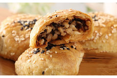 酥餅機廠家分享金華酥餅制作方法與規模化機器生產